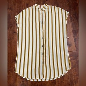 Women’s Shirt Dress! Wear as a Dress or Pair with Pants!